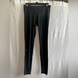 UnderArmour medium heat gear leggings